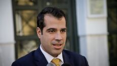 Πλεύρης: Το 5% των υγειονομικών του ΕΣΥ είναι ανεμβολίαστο - Αποδίδει η υποχρεωτικότητα