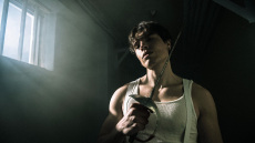 Δημήτρης Ταταράκης - Backstage φωτογραφίες από το music video που έχει προκαλέσει αίσθηση