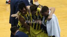 Φενέρμπαχτσε-Μπαρτσελόνα: Αγωνία για Βέσελι, τραυματίστηκε στο πόδι!