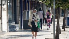 Έκανα και τις δύο δόσεις του εμβολίου – Υπάρχει κίνδυνος να μεταδώσω τον κορωνοϊό;