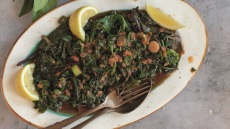 Xόρτα τσιγαριαστά με πράσα