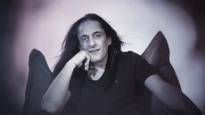 Δημήτρης Λιόλιος: «Νύχτες λευκές»