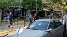 «Μπλόκο» από την Αστυνομία στα κορωνοπάρτι της Βεάκη στο Περιστέρι