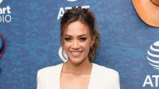 Τζάνα Κράμερ: Υπέβαλε αίτηση διαζυγίου μετά την απιστία του Μάικ Κάουσιν