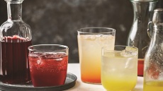 3 φρουτένια κοκτέϊλ χωρίς αλκοόλ