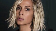 Άννα Βίσση: Τόλμησε και τα έβαψε όλα ροζ; - Φωτογραφία