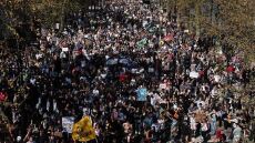 Βρετανία: Διαδήλωση κατά του lockdown και των «διαβατηρίων εμβολιασμού» στο Λονδίνο - Πέντε συλλήψεις 