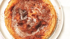 Γαλατόπιτα για το Πάσχα: με φύλλο, χωρίς φύλλο, πορτοκαλένια, απλά γαλατένια, πιο μοντέρνα