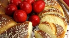 Πασχαλινό τσουρέκι κλασικό