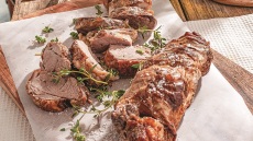 Πάσχα στην εξοχή: Ανάβουμε τα κάρβουνα και τους ξυλόφουρνους