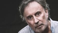 «Αφορμές»: Κυκλοφόρησε το νέο βιβλίο του Κοραή Δαμάτη