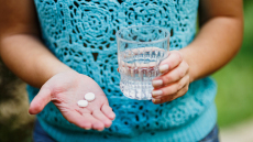 Κορωνοϊός: Πόσο φταίνε αυτά τα δημοφιλή φάρμακα για την επιδείνωση της νόσου