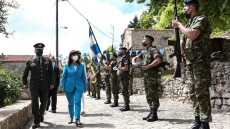 Σακελλαροπούλου για την Σφαγή της Χίου: «Τιμάμε την μνήμη των αδικοχαμένων μαρτύρων, εξαίρουμε το πνεύμα των επιζήσαντων»