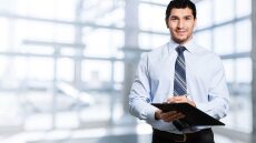 Από ποιους προτιμάμε να αγοράζουμε ασφαλιστικά πακέτα – Στην κορυφή οι ασφαλιστές