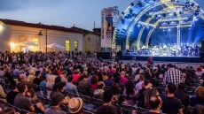 Διοργανωτές συναυλιών - θεατρικών παραστάσεων: Τι ζητούν για να μπορέσουν να παραμείνουν «ζωντανοί» το φετινό καλοκαίρι