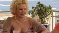 Μαρία Ανδρούτσου: H Ξανθίππη του σήριαλ «50 - 50» ποζάρει με καυτό μπικίνι