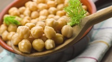 5 λόγοι που τα ρεβίθια μάς βοηθούν στο αδυνάτισμα