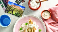 Ψητή μελιτζάνα με σάλτσα τσιμιτσούρι-ταχίνι