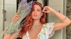 Η Μαίρη Συνατσάκη δείχνει την ακμή της στο κοινό - Δείτε φωτογραφία