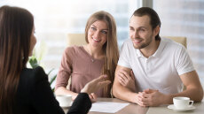 Προσωπικά Δεδομένα: Πότε τα μοιραζόμαστε πρόθυμα με τον ασφαλιστή μας