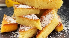 Σιροπιαστό ραβανί