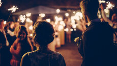 Χαλάρωση μέτρων: Γάμοι με 300 άτομα και μουσική αλλά χωρίς χορό - Διευκρινίσεις Παπαθανάση