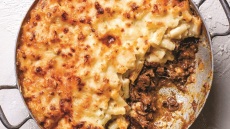 Mac “n” cheese με κιμά στον φούρνο