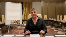 Διαψεύδει ο Τούρκος αρχιμαφιόζος Σεντάτ Πεκέρ ότι συνελήφθη στο Ντουμπάι