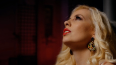 Η Ζαχαρούλα Κληματσάκη παρουσιάζει το νέο τραγούδι του Σπύρου Γραμμένου "Μήπως έχεις φωτιά;"