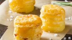 Potato stacks (τραγανά πυργάκια πατάτας), η απόλυτη λιχουδιά!
