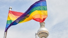 EURO 2020: 11.000 σημαίες με τα χρώματα του ουράνιου τόξου στο Γερμανία-Ουγγαρία