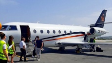 Αντόνιο Μπαντέρας: Προσγειώθηκε με ιδιωτικό τζετ στη Θεσσαλονίκη