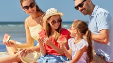 7 υγιεινά οικογενειακά σνακ για την παραλία