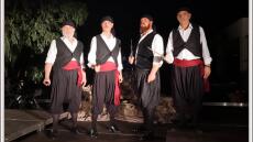 «Κασιώτες Καπεταναίοι»: Μια παράσταση γεμάτη ιστορία και παράδοση στο θέατρο της Γκράβας