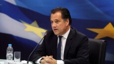 Γεωργιάδης: Δεν έχουμε δικαίωμα να περιορίζουμε τους πλήρως εμβολιασμένους