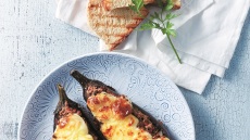 Παπουτσάκια ή αλλιώς «βαρκούλες στο ταψί»