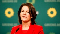 Αναλένα Μπέρμποκ: Απέσυρε το βιβλίο της από την κυκλοφορία μετά τις κατηγορίες περί λογοκλοπής