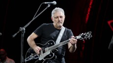 Καλοκαιρινή περιοδεία του Νίκου Πορτοκάλογλου σε όλη την Ελλάδα