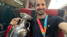 Ο Τζόρτζιο Κιελίνι ανακοίνωσε την απόσυρση του από την ενεργό δράση