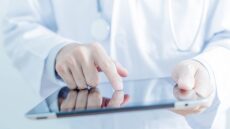 Τεχνολογία: Τηλεϊατρική και ψηφιακή φροντίδα στην υπηρεσία των ασφαλισμένων