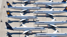 Lufthansa: Τέλος η προσφώνηση «Κυρίες και Κύριοι» - Ουδέτερο καλωσόρισμα για όλα τα... φύλα