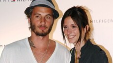 Σοφία Καρβέλα - Θανάσης Πανουργιάς: Επέτειος 16 χρόνων - Το τρυφερό σχόλιο της Άννας Βίσση 