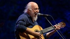 Διονύσης Σαββόπουλος: Με θαλασσινά τραγούδια και ποιήματα το νέο του podcast για την επέτειο του 1821