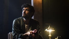 «Η μηχανή του Τιούρινγκ»: Η ιστορία του ανθρώπου που έσπασε τον κωδικό των Ναζί στο Νέο Θέατρο Κατερίνας Βασιλάκου