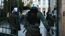 Mε κάρτα εισόδου και Πανεπιστημιακή Αστυνομία ανοίγουν τον Σεπτέμβριο τα ΑΕΙ