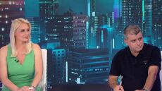 ΕΡΤ: Παρουσιάστρια αναρωτιόταν «on air» γιατί δεν αποφεύχθηκε το φιάσκο με Πετρούνια και της φώναζαν από το κοντρόλ να σταματήσει