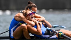 Μαρία Κυρίδου - Χριστίνα Μπούρμπου: Το τρομερά κορίτσια της κωπηλασίας που πάνε για μετάλλιο τα ξημερώματα