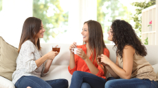 Οστεοπόρωση: Το αγαπημένο ρόφημα που «κλέβει» ασβέστιο και απειλεί τα οστά