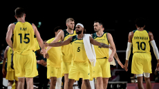 Ολυμπιακοί Αγώνες - Μπάσκετ: Η Αυστραλία ισοπέδωσε με 97-59 την Αργεντινή στο κύκνειο άσμα του δακρυσμένου Σκόλα