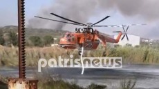 Φωτιά στην Ηλεία: Αναγκαστική προσγείωση ελικοπτέρου κοντά στην Εθνική – Δείτε βίντεο